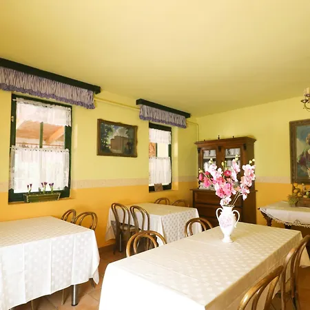 Mueller's 3 Διαμέρισμα *