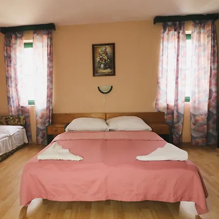 Müller's 3 Siofok