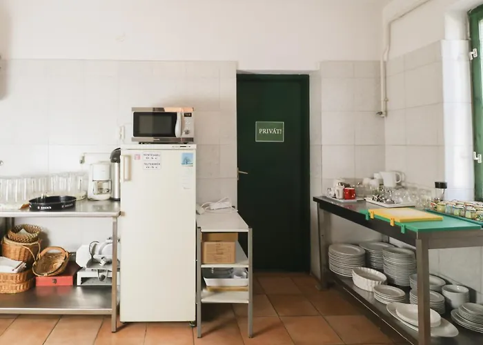 Mueller's 3 * Siofok