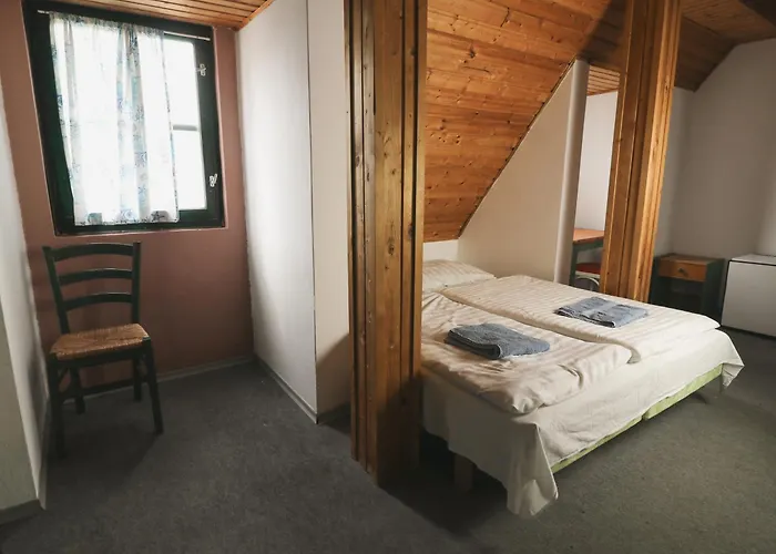 Mueller's 3 Apartment *